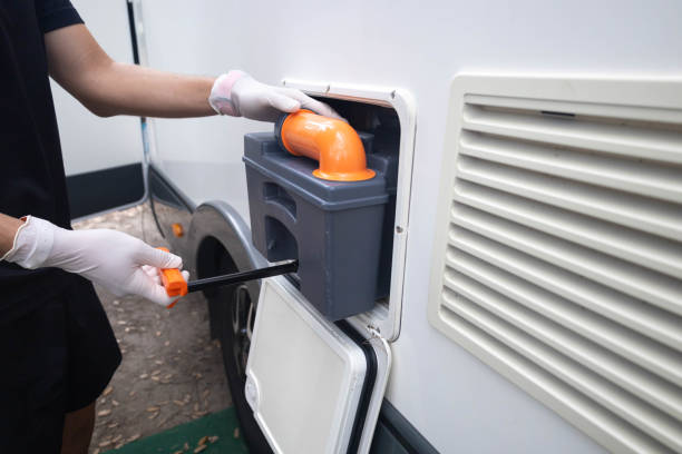Portable bathroom rental in Naperville, IL